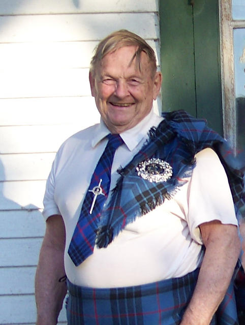 Dad in kilt